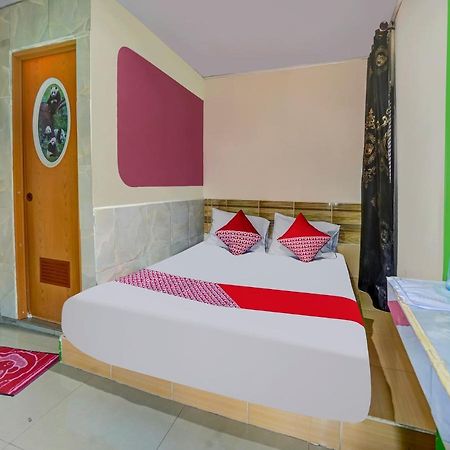 Oyo 90161 Hotel Lendosis Pipa Reja Angkatan 66 Palembang Exterior photo