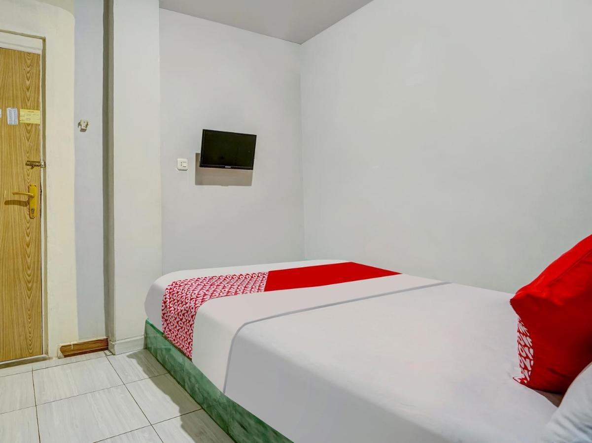 Oyo 90161 Hotel Lendosis Pipa Reja Angkatan 66 Palembang Exterior photo